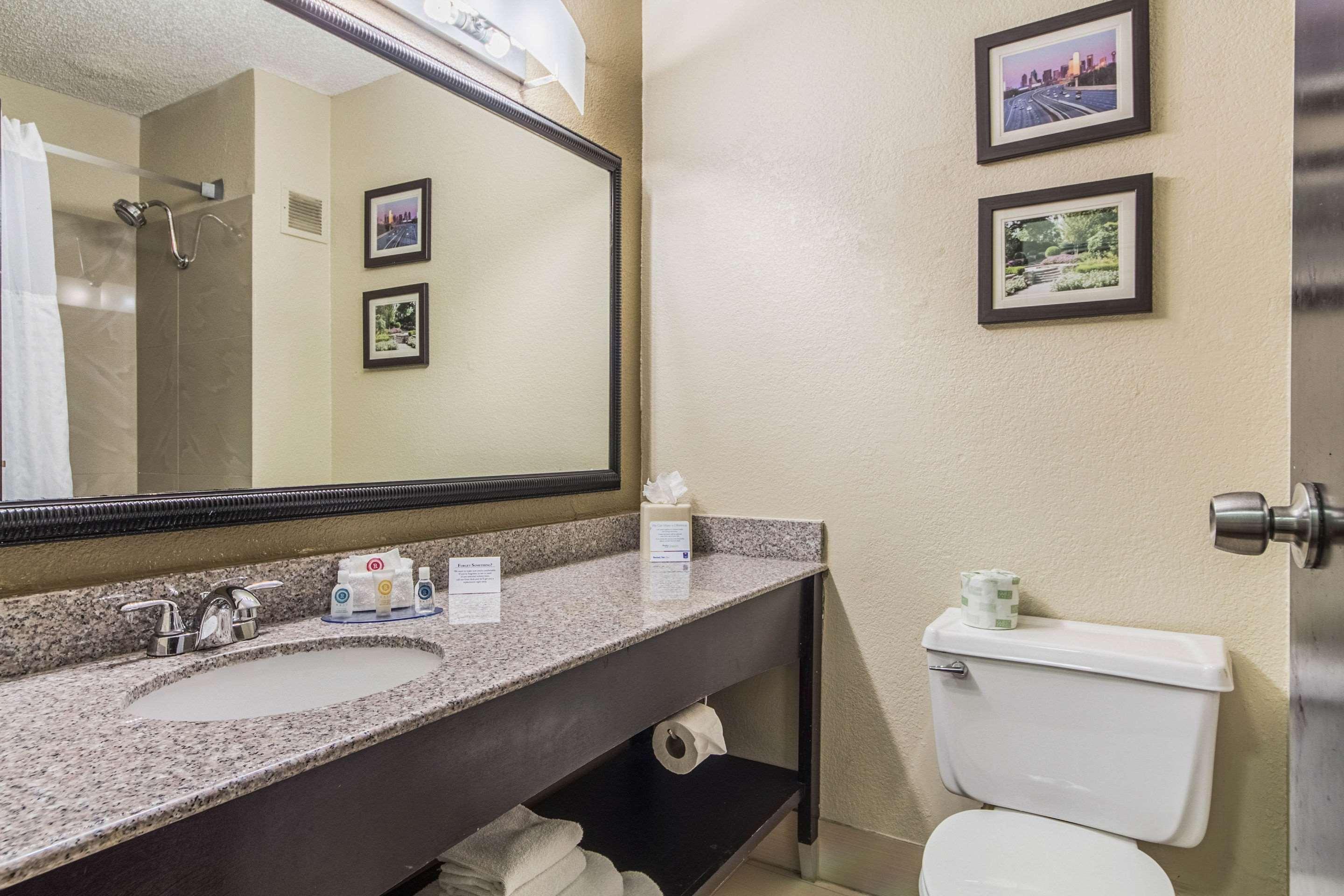Comfort Inn Dallas Park Central Zewnętrze zdjęcie