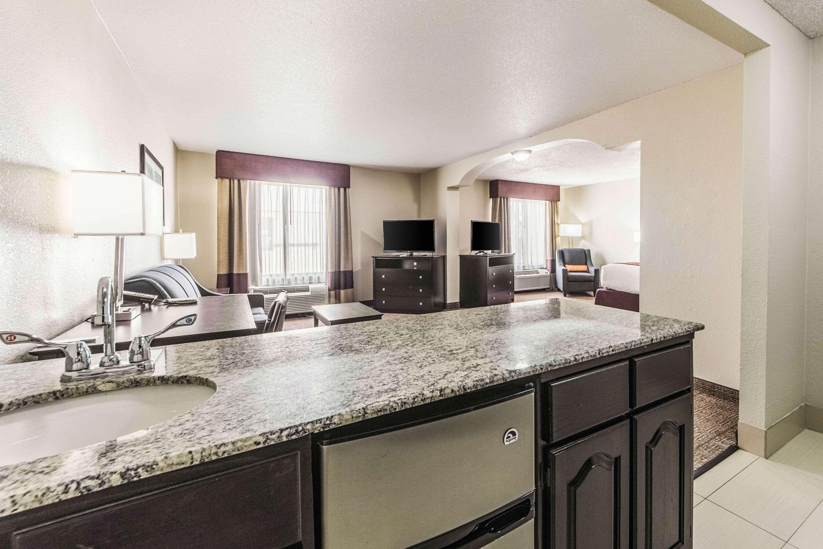 Comfort Inn Dallas Park Central Zewnętrze zdjęcie