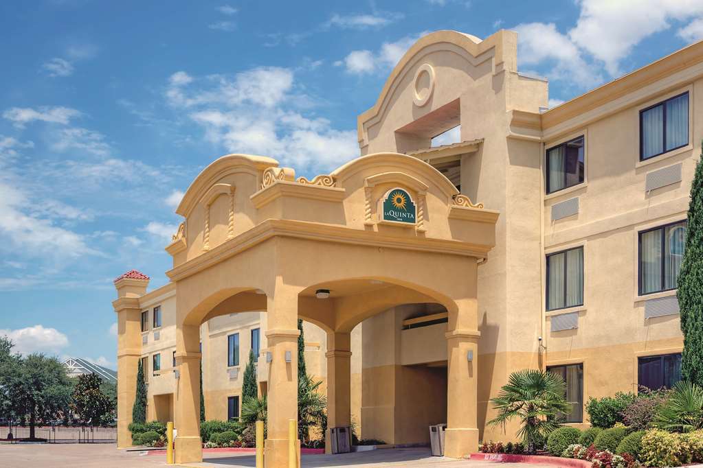 Comfort Inn Dallas Park Central Zewnętrze zdjęcie