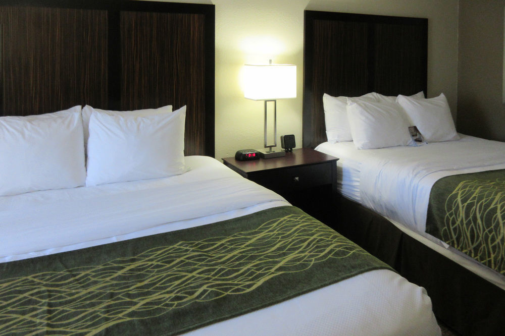 Comfort Inn Dallas Park Central Zewnętrze zdjęcie