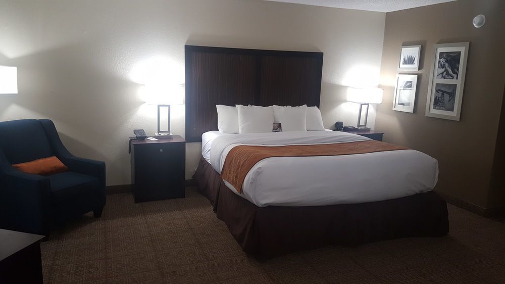 Comfort Inn Dallas Park Central Zewnętrze zdjęcie